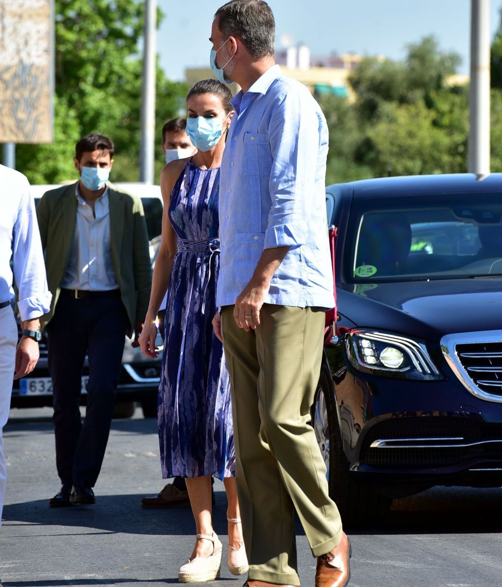 Felipe y Letizia, a su llegada a las Tres Mil Viviendas