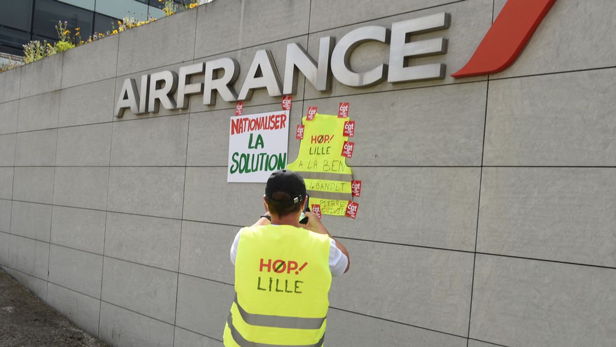Air France anuncia más de 7.500 despidos por la crisis del coronavirus Air France anuncia más de 7.500 despidos por la crisis del coronavirus