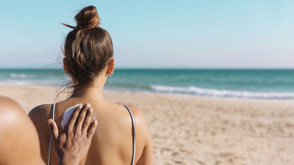 Los distintos fototipos de piel y cómo protegerlos del sol en verano Los distintos fototipos de piel y cómo protegerlos del sol en verano
