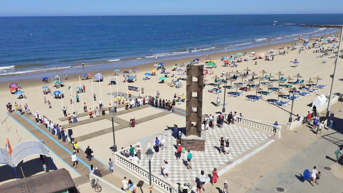Las playas gaditanas de Barbate, Chipiona y Rota cierran por aforo completo Las playas gaditanas de Barbate, Chipiona y Rota cierran por aforo completo