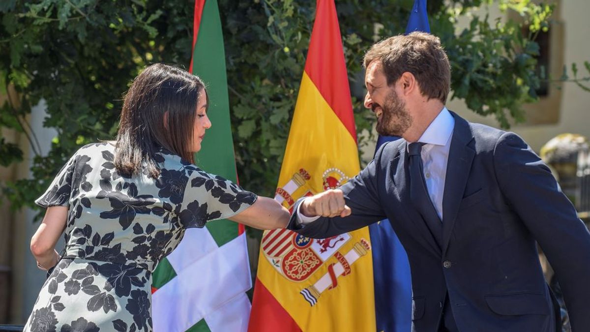 Casado y Arrimadas piden el voto para PP+Cs a los votantes "decepcionados" del PNV y PSOE Casado y Arrimadas piden el voto para PP+Cs a los votantes "decepcionados" del PNV y PSOE