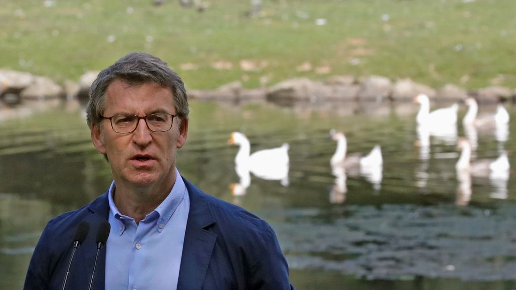 Feijóo se presenta como el capitán de un barco llamado Galicia que "tiene claro a dónde va" Feijóo se presenta como el capitán de un barco llamado Galicia que "tiene claro a dónde va"