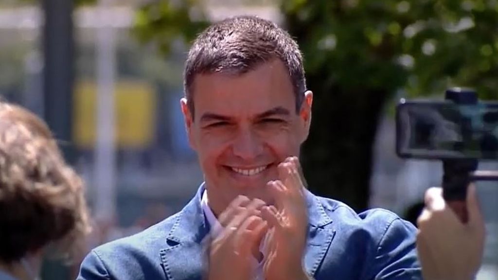 Sánchez se compromete a reforzar un autogobierno en "el que quepa toda la sociedad" en el País Vasco Sánchez se compromete a reforzar un autogobierno en "el que quepa toda la sociedad" en el País Vasco