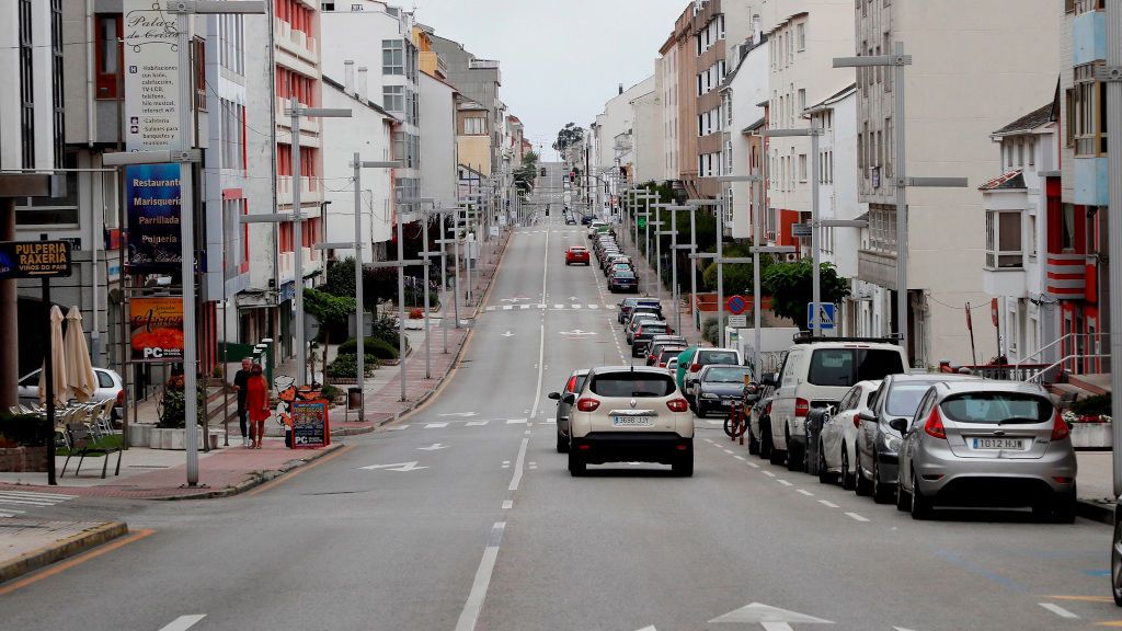 A Mariña, confinada: El brote que afecta a esta comarca de Lugo asciende a los X positivos A Mariña, confinada: El brote que afecta a esta comarca de Lugo asciende a los X positivos