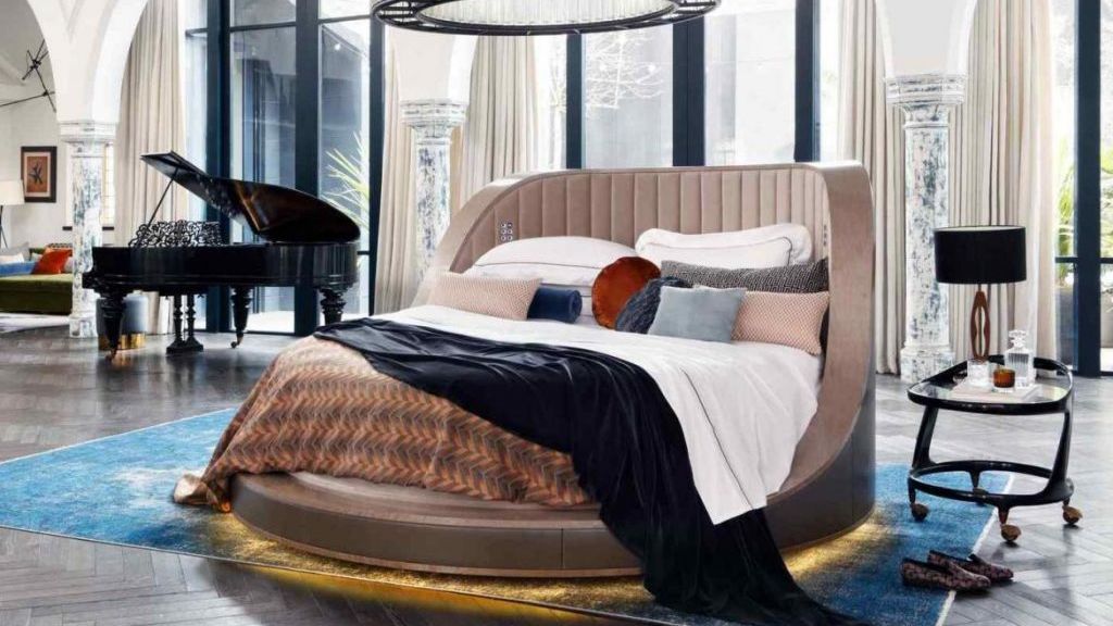 Luxuryretail_rotating-Savior-bed-1024x611