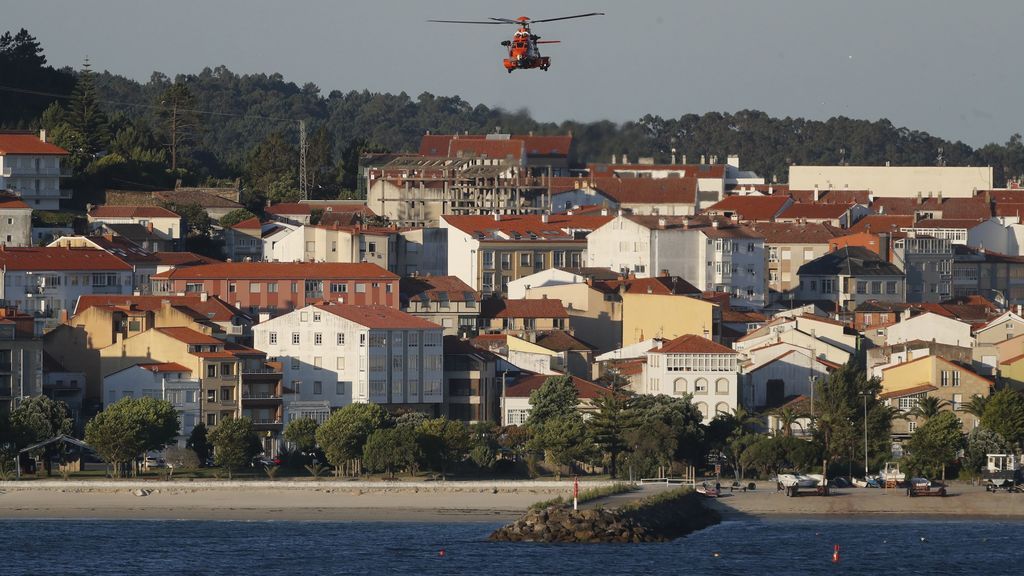 Porto do Son, en vilo: una chica rescatada y dos jóvenes de 17 y 18 años desaparecidos tras volcar su kayak