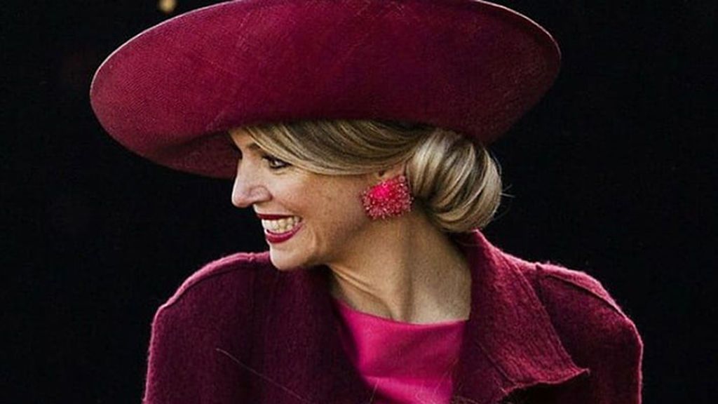 Looks elegantes para madrinas y madres de novia