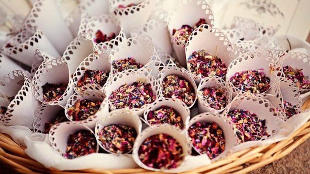 Las flores secas también podrán sustituir al tradicional arroz de las bodas.