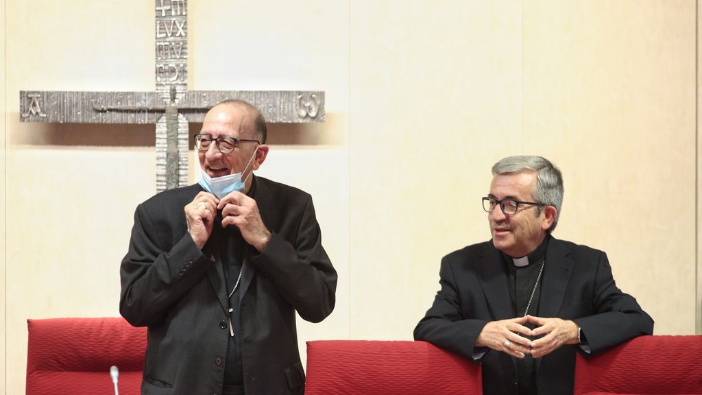Los obispos Los obispos