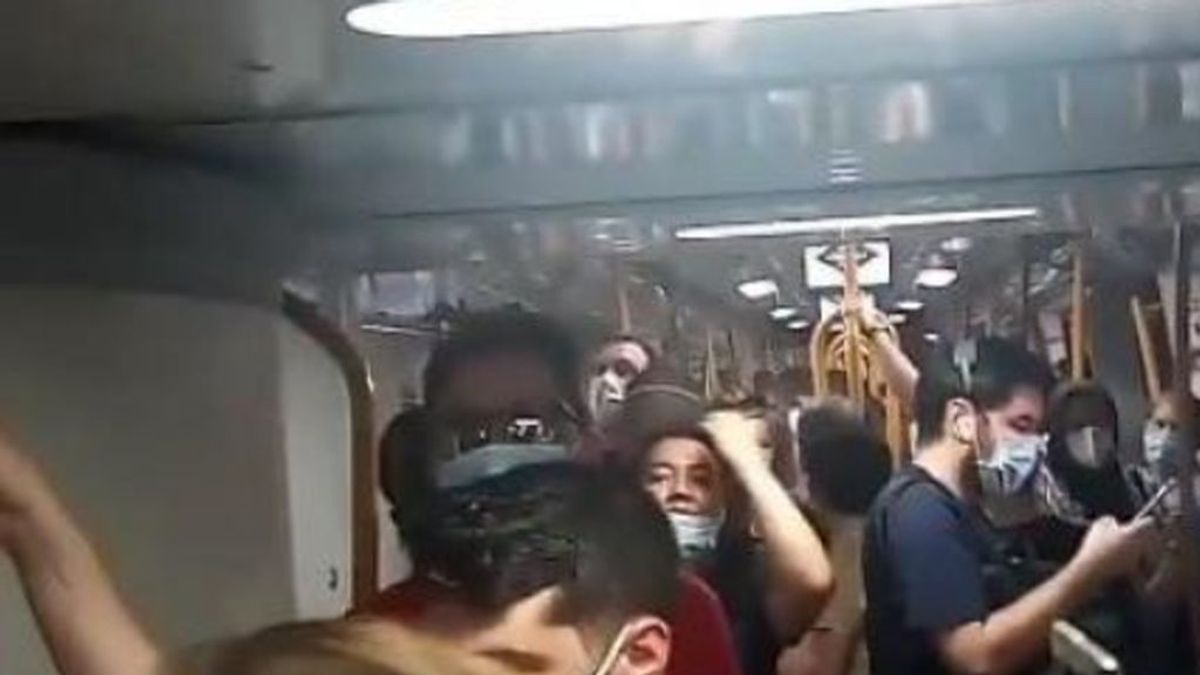 Denuncian la indefensión de viajeros encerrados en el metro de Madrid más de 15 minutos por una avería