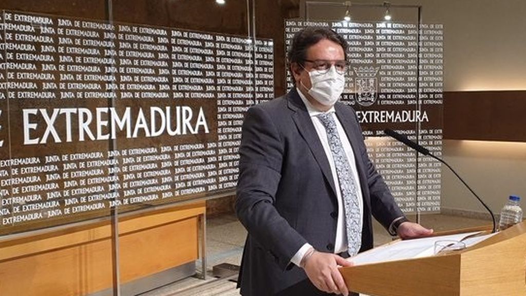 La mascarilla será obligatoria en Extremadura a partir de este sábado aunque haya distancia de seguridad La mascarilla será obligatoria en Extremadura a partir de este sábado aunque haya distancia de seguridad
