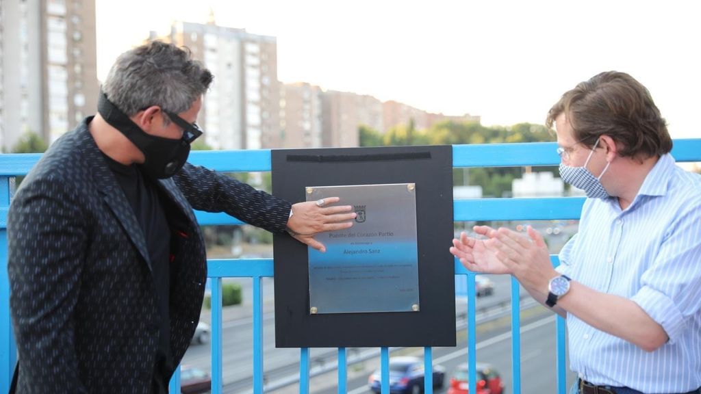 Alejandro Sanz recibió 40.000 euros por el concierto sorpresa que dio en un puente de la M-30 Alejandro Sanz recibió 40.000 euros por el concierto sorpresa que dio en un puente de la M-30