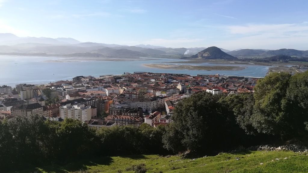 Otros dos barcos gallegos en el puerto de Santoña, en vigilancia por COVID-19 Otros dos barcos gallegos en el puerto de Santoña, en vigilancia por COVID-19