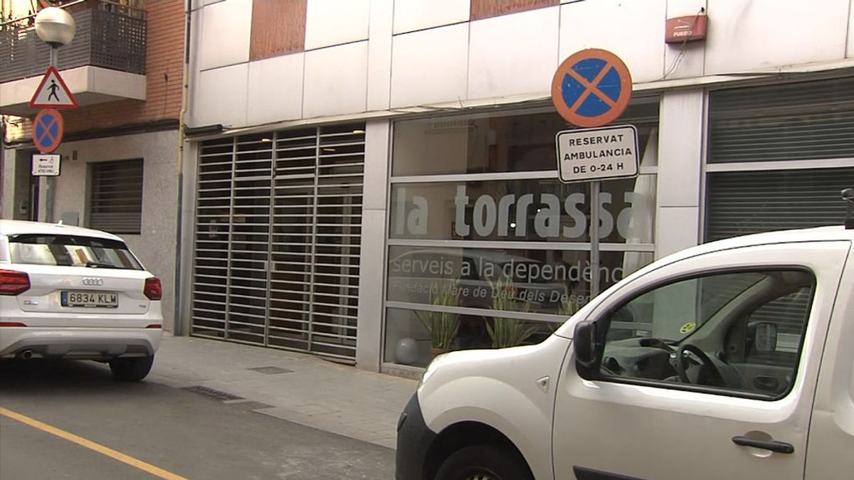 La residencia de ancianos del barrio más afectado de L'Hospitalet acumula 10 positivos de Covid-19 La residencia de ancianos del barrio más afectado de L'Hospitalet acumula 10 positivos de Covid-19