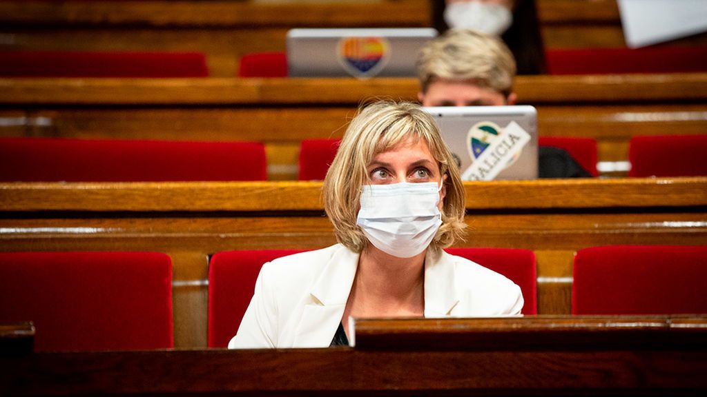 La Generalitat recomienda a los vecinos de L`Hospitalet un confinamiento voluntario durante 15 días La Generalitat recomienda a los vecinos de L`Hospitalet un confinamiento voluntario durante 15 días