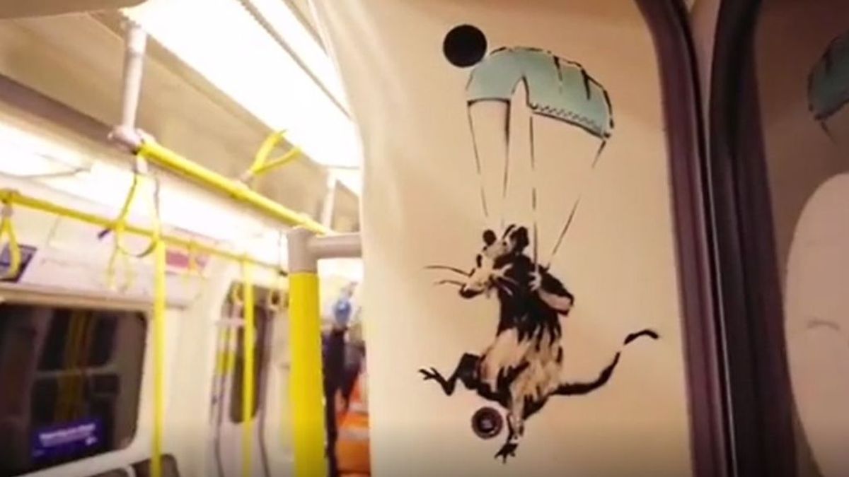 La nueva obra de Bansky que ha aparecido en el metro de Londres: una pieza que alienta al uso de mascarilla