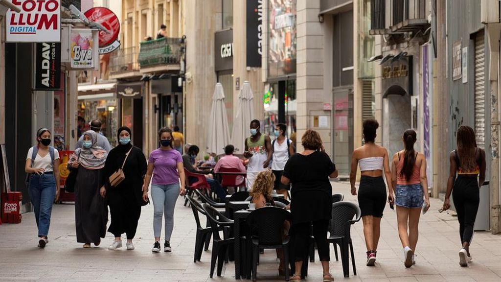 Lleida mantiene abiertos casi la totalidad de bares , restaurantes y tiendas