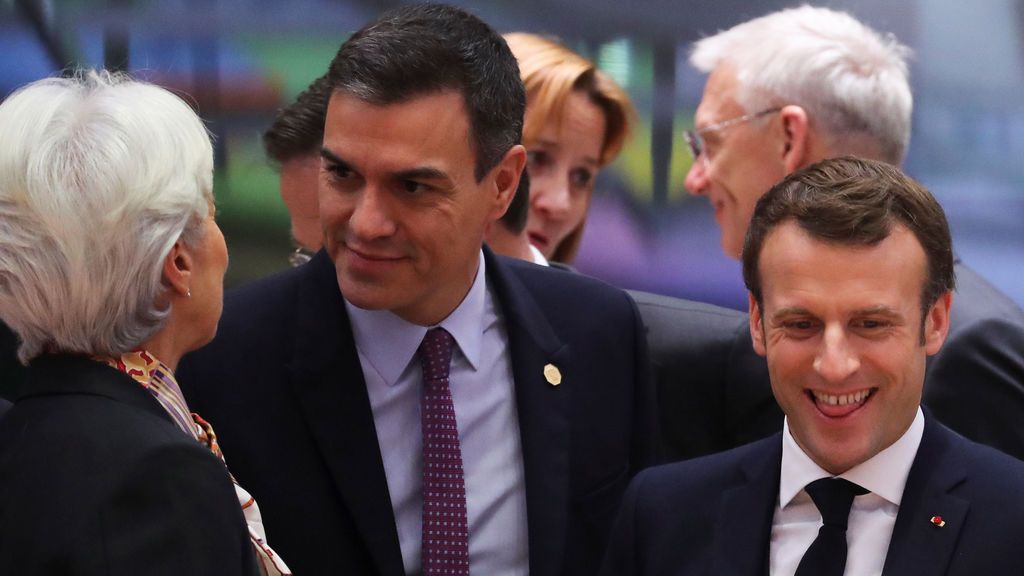Sánchez alargará su gira europea almorzando el miércoles con Macron en París Sánchez alargará su gira europea almorzando el miércoles con Macron en París