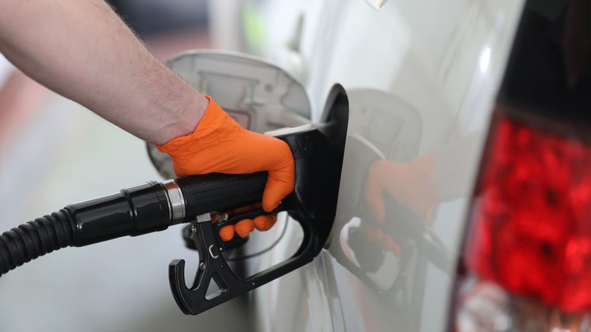 El IPC sube seis décimas en junio por las gasolinas, pero continúa en tasas negativas El IPC sube seis décimas en junio por las gasolinas, pero continúa en tasas negativas