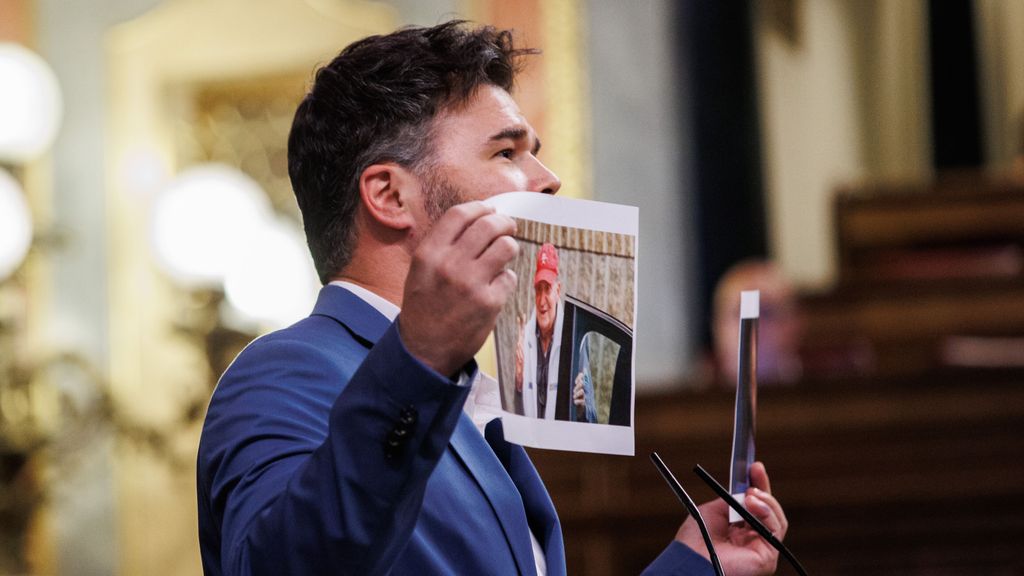 Rufián llama a Juan Carlos I "delincuente multireincidente" en el Pleno
