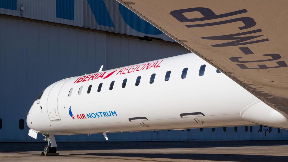 Uno de los aviones de la aerolínea Uno de los aviones de la aerolínea