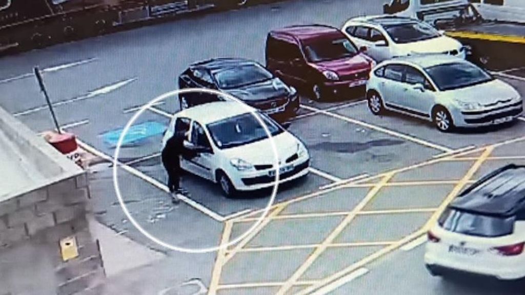 Cae una banda que robó 13 coches en aparcamientos de restaurantes