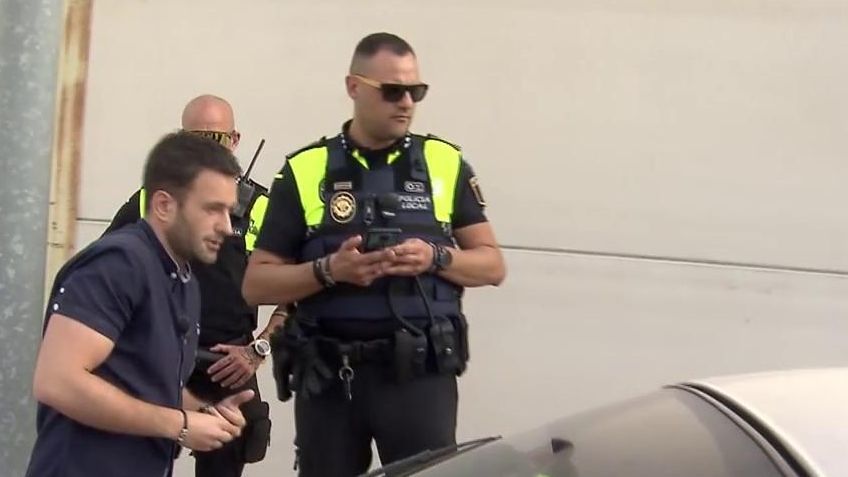 ‘En boca de todos’ acompaña a una patrulla de policía que multa a los clientes de la prostitución