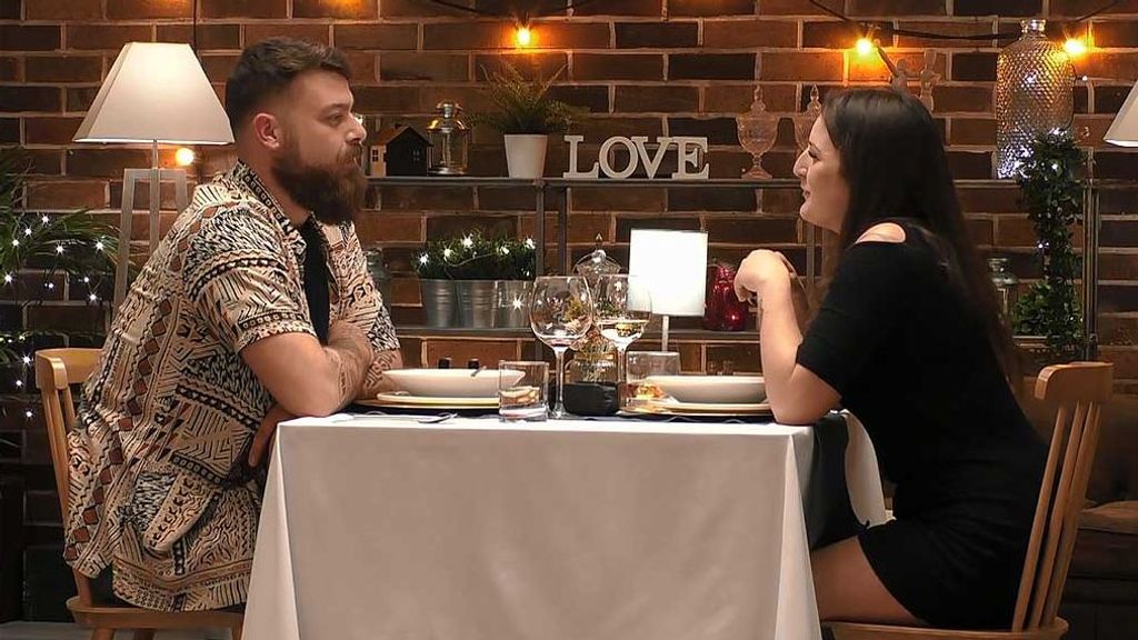 Karina y Asier en 'First Dates'