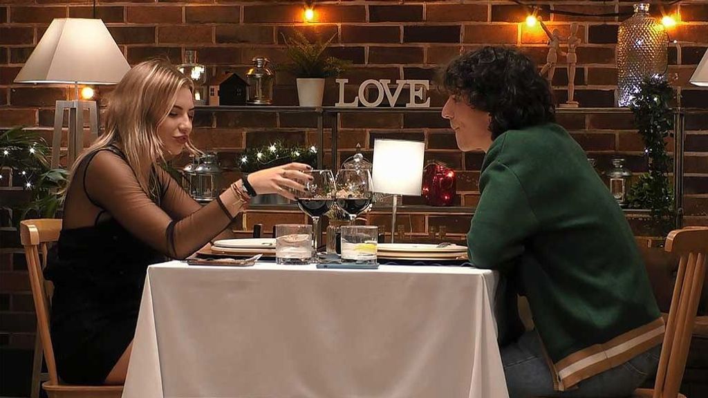 Pedro y Sofía en 'First Dates'