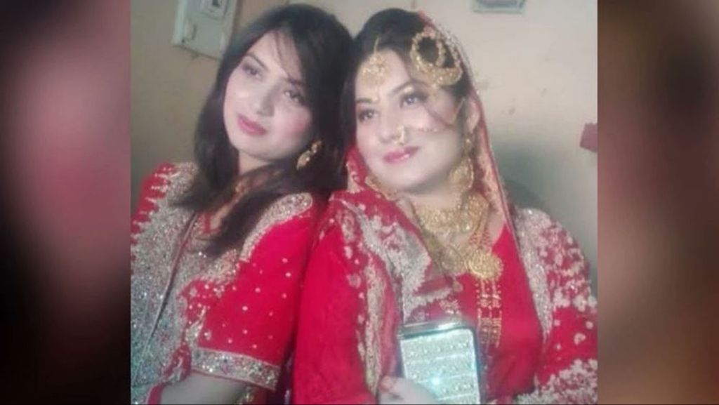 La madre de las hermanas de Terrassa asesinadas, rescatada en Pakistán para poner rumbo a Barcelona