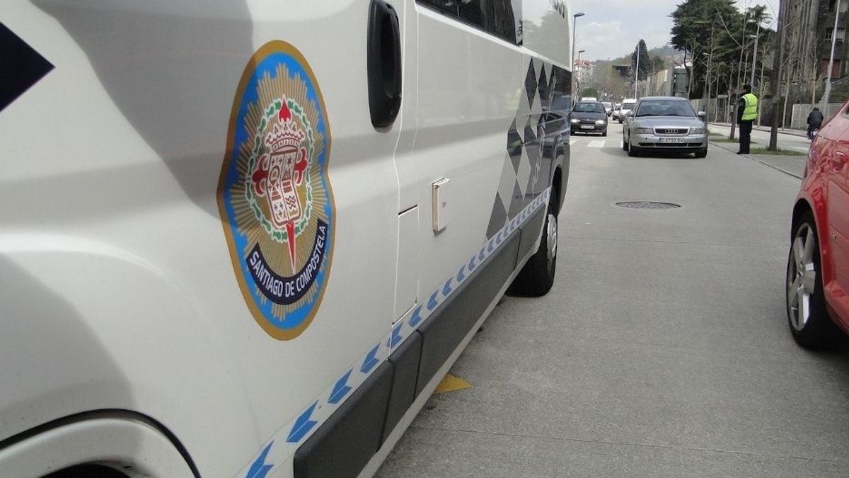 Vehículo de la Policía Local de Santiago. Vehículo de la Policía Local de Santiago.