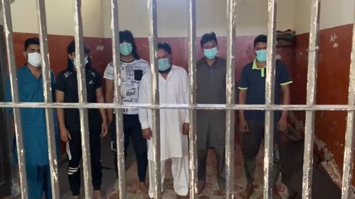 Los seis detenidos por el asesinato en Pakistán de dos hermanas vecinas de Terrassa Los seis detenidos por el asesinato en Pakistán de dos hermanas vecinas de Terrassa