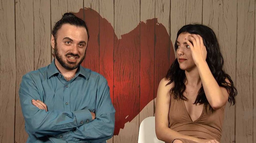 Adriá y Laura durantes su paso por 'First Dates'