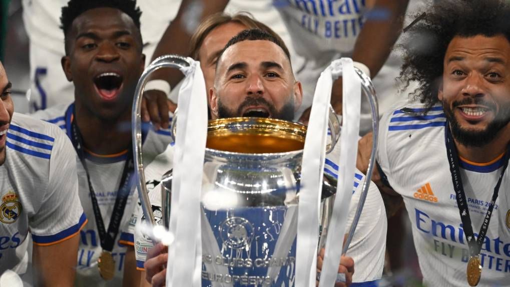 Benzema levanta la Champions Benzema levanta la Champions