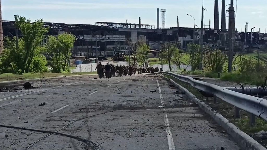 Donetsk adelanta que no habrá piedad con algunos de los prisioneros de Azovstal: serán condenados a muerte