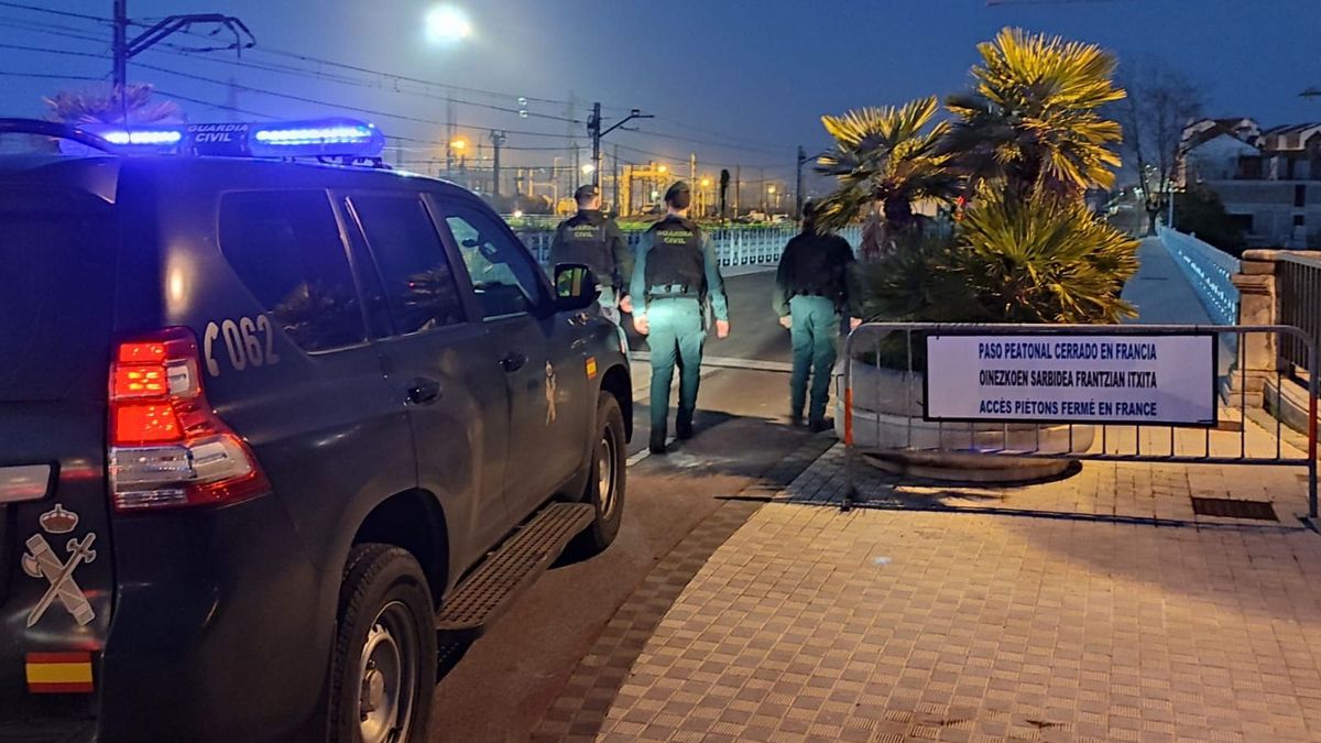 Interceptan a cuatro migrantes menores que pretendían cruzar a nado el Bidasoa Interceptan a cuatro migrantes menores que pretendían cruzar a nado el Bidasoa