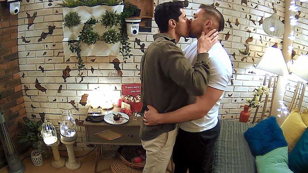 Javi y Wellington en 'First Dates'