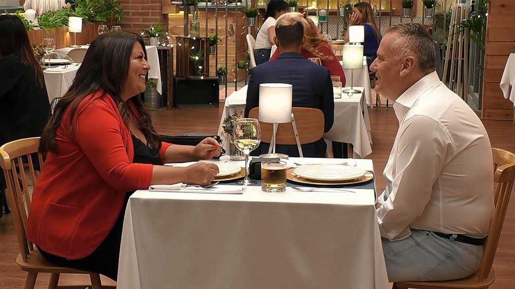 Ana y Vicente durante su paso por 'First Dates'