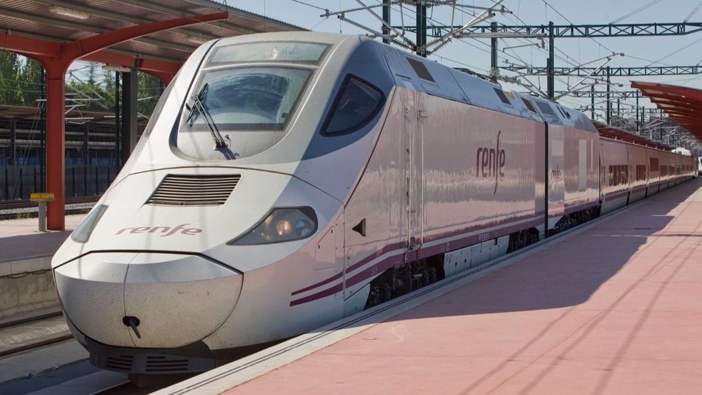 Descarrila un Alvia BilbaoMadrid NIUS Descarrila un Alvia BilbaoMadrid NIUS