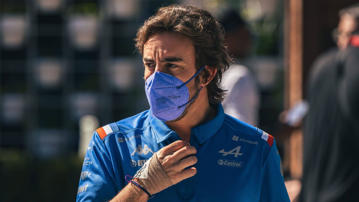 Fernando Alonso lleva pilotando con fuertes dolores desde Australia
