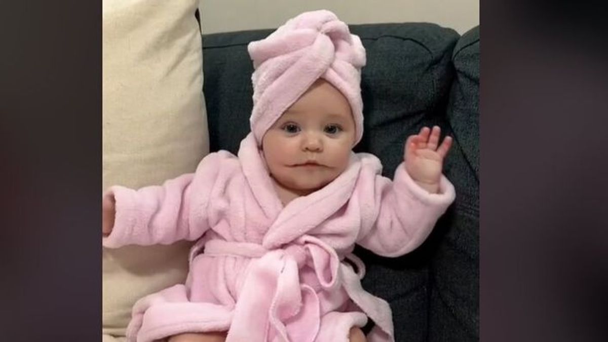 La historia de Ayla Summer, la bebé con una "sonrisa permanente" La historia de Ayla Summer, la bebé con una "sonrisa permanente"