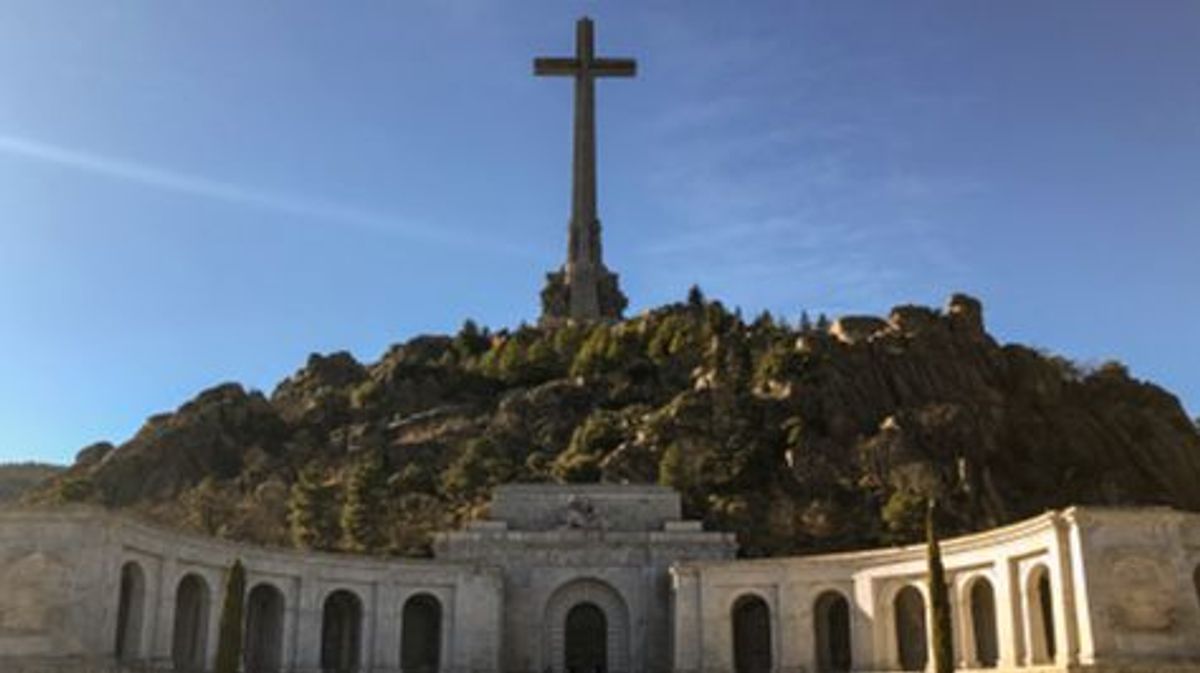 El Ejército de Tierra cesa al capitán jefe de la unidad que participó en un acto religioso en el Valle de los Caídos