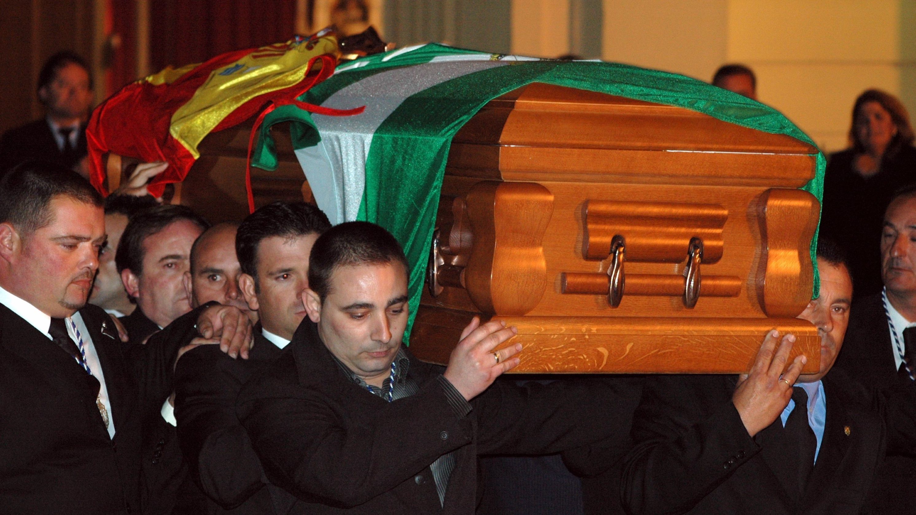 El funeral fue oficiado en la tierra natal de la artista, Chipiona.