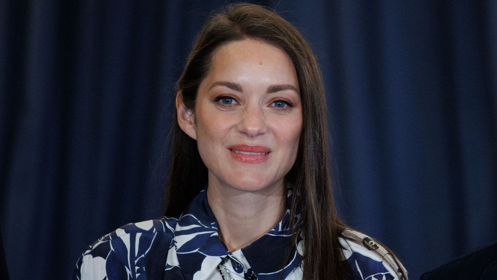 La actriz Marion Cotillard presenta en el Teatro Real su nuevo proyecto.