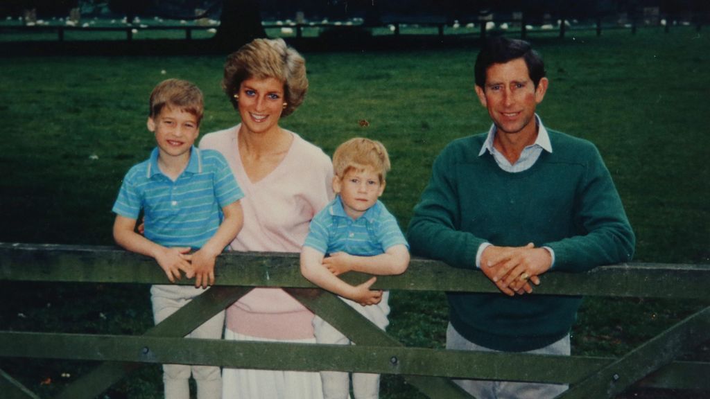 Lady Di y el príncipe Carlos se divorciaron en 1996.