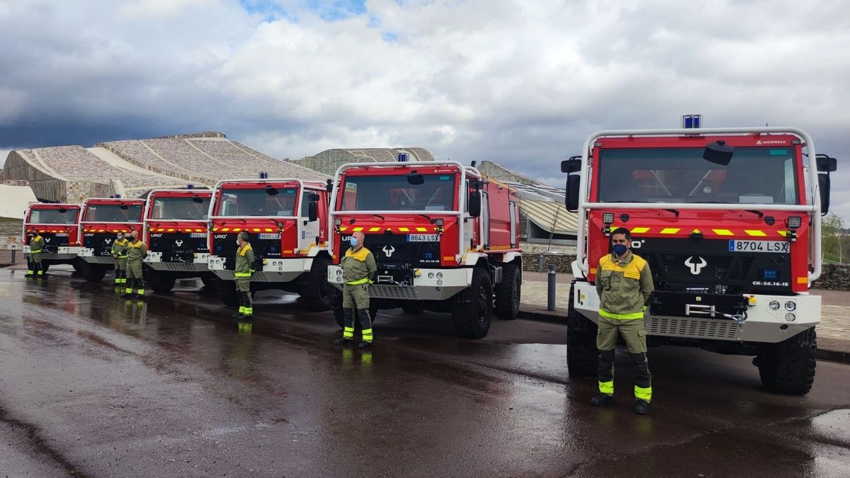 Galicia desplegará 7.000 efectivos en su plan contra los incendios forestales Galicia desplegará 7.000 efectivos en su plan contra los incendios forestales