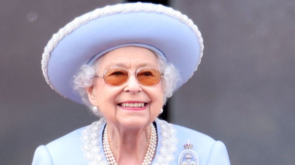 La reina Isabel II, tras sufrir "molestias", no acudirá el viernes a los actos de su Jubileo