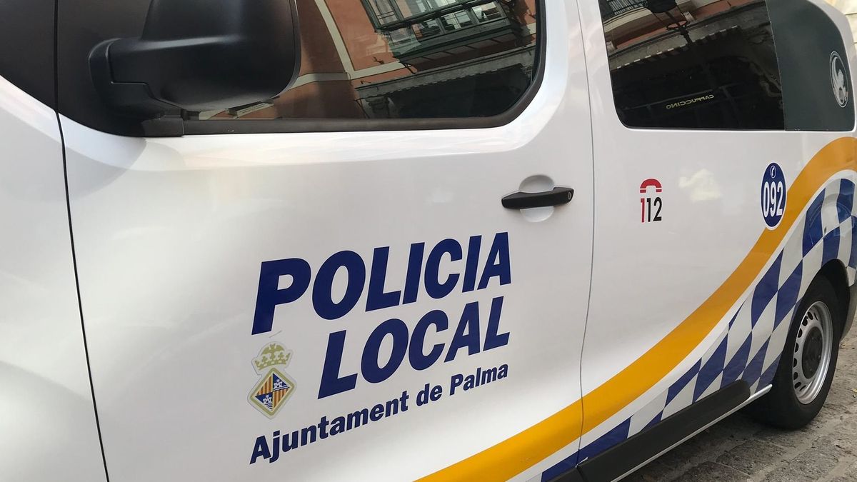 Muere una persona atropellada por un coche de policía local en Mallorca