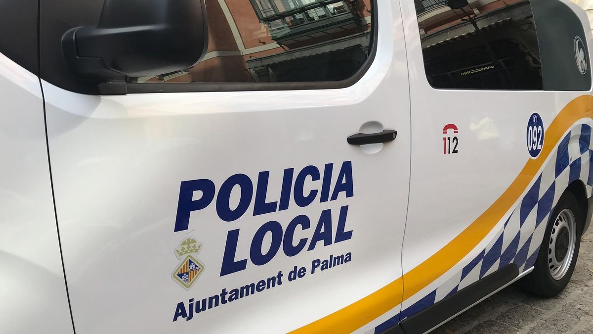 Muere una persona atropellada por un coche de policía local en Mallorca Muere una persona atropellada por un coche de policía local en Mallorca
