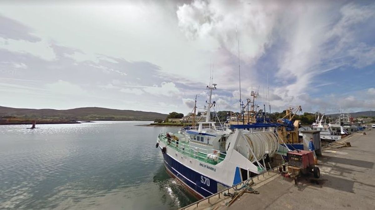 Puerto de Castletownbere, en el condado irlandés de Cork Puerto de Castletownbere, en el condado irlandés de Cork